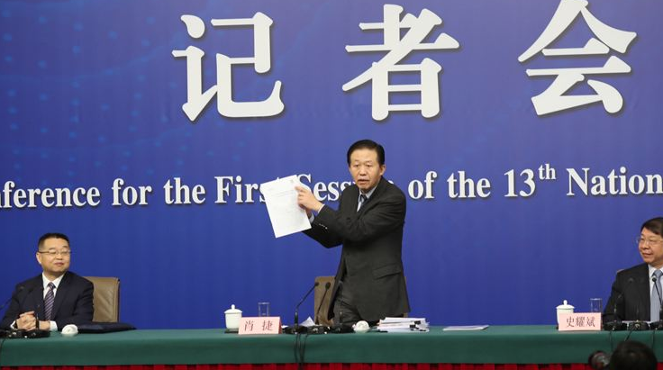 力帆820详细配置展示2种排放和5种型号